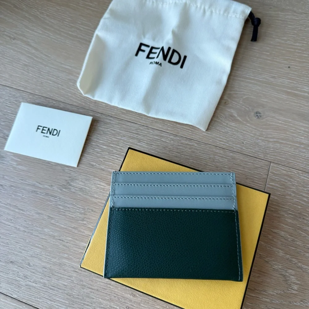 Fendi Green & Light Gray Leather Card Case with Gold FF Emblem - Picture 6 of 7